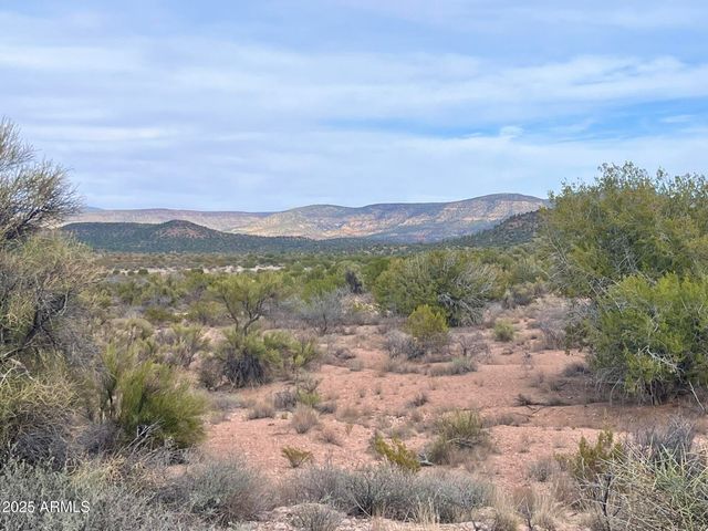 3075 N SONORA Pass 65, Rimrock, AZ 86335