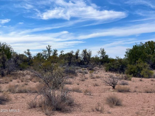 3075 N SONORA Pass 65, Rimrock, AZ 86335
