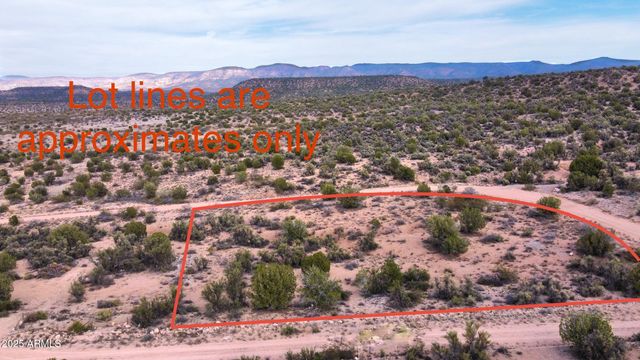 3075 N SONORA Pass 65, Rimrock, AZ 86335