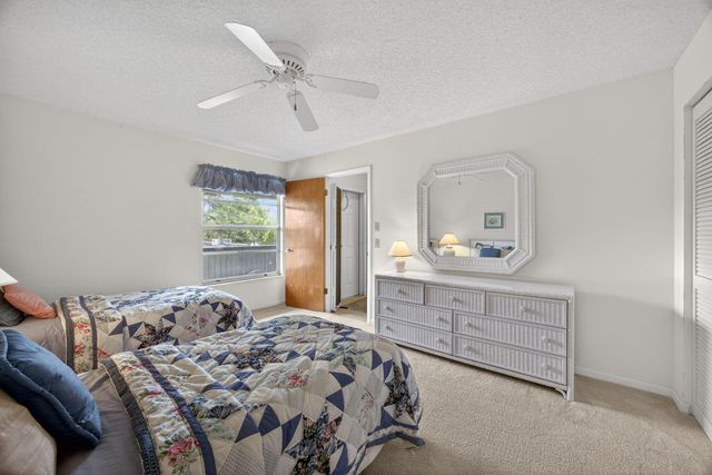 8323 SE Croft Circle N9, Hobe Sound, FL 33455