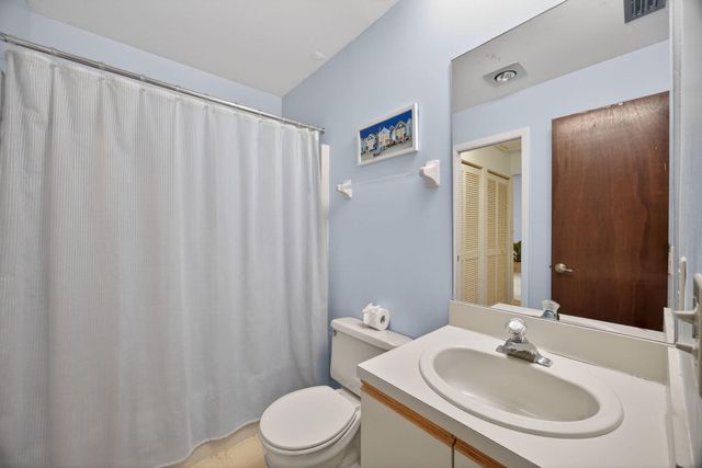 8323 SE Croft Circle N9, Hobe Sound, FL 33455