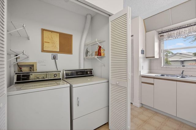 8323 SE Croft Circle N9, Hobe Sound, FL 33455