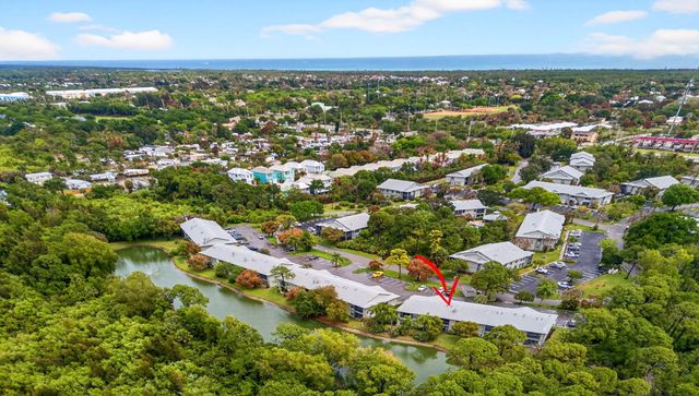 8323 SE Croft Circle N9, Hobe Sound, FL 33455