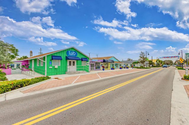 8323 SE Croft Circle N9, Hobe Sound, FL 33455