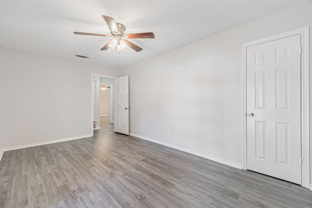 5209 Smokerise Court, Arlington, TX 76016