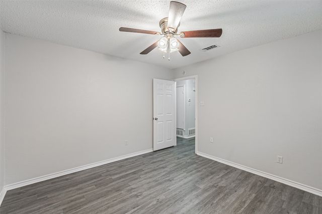 5209 Smokerise Court, Arlington, TX 76016