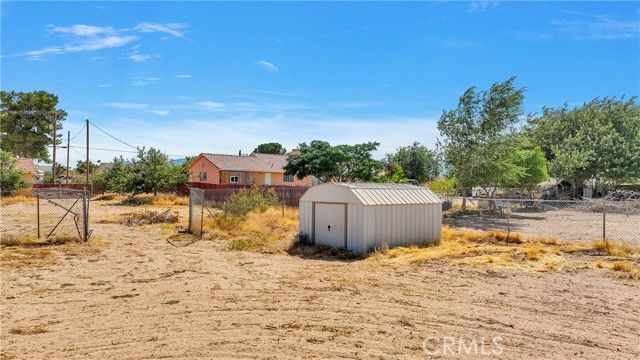 8760 Del Rosa Road, Phelan, CA 92371