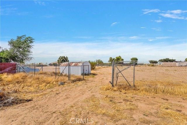 8760 Del Rosa Road, Phelan, CA 92371