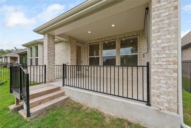294 Kimble Creek LOOP, Kyle, TX 78640