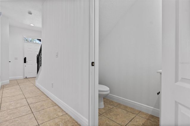 8143 ROSEVILLE BOULEVARD, Davenport, FL 33896