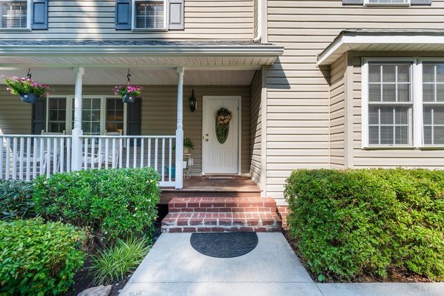 1262 Silver Creek Drive, Lynchburg, VA 24503