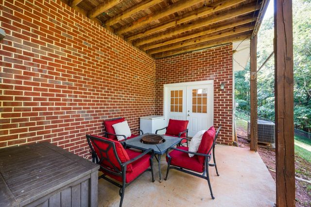 1262 Silver Creek Drive, Lynchburg, VA 24503