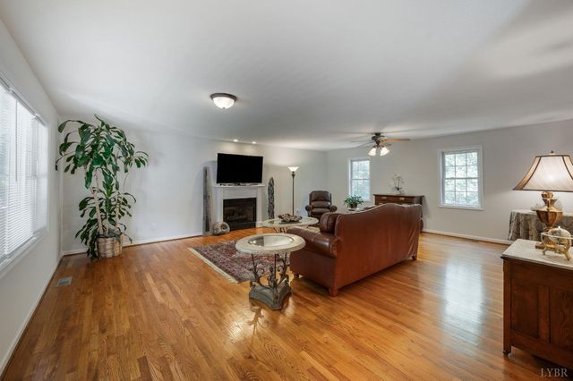 1262 Silver Creek Drive, Lynchburg, VA 24503