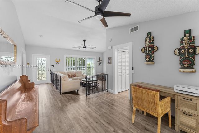 12391 NW 29th Mnr, Sunrise, FL 33323