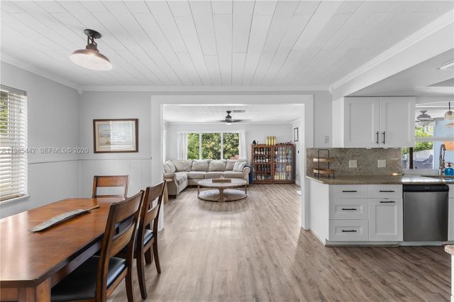 12391 NW 29th Mnr, Sunrise, FL 33323