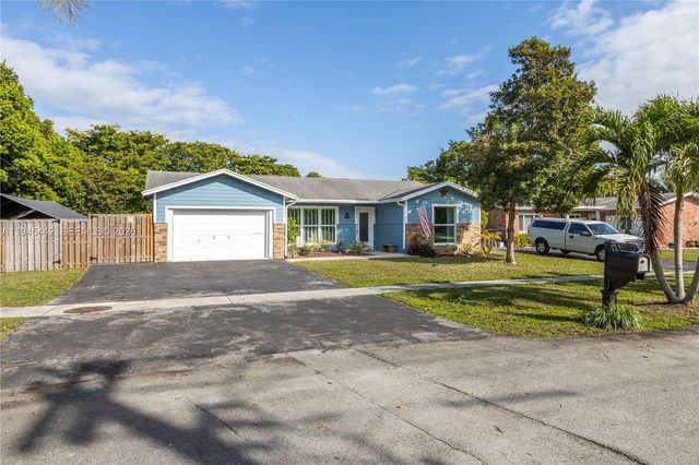 12391 NW 29th Mnr, Sunrise, FL 33323