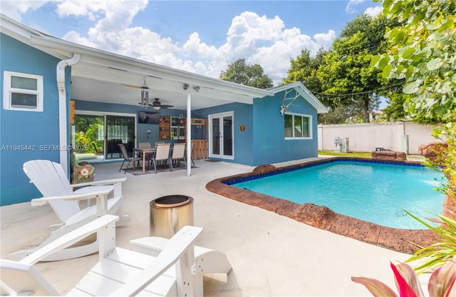 12391 NW 29th Mnr, Sunrise, FL 33323