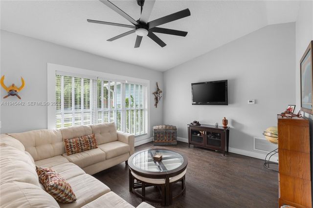 12391 NW 29th Mnr, Sunrise, FL 33323