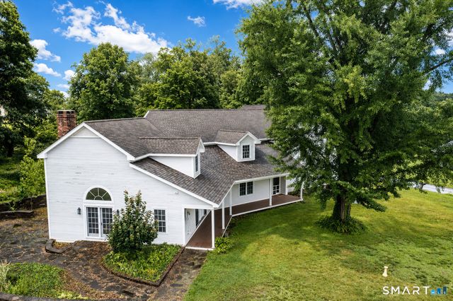 19 High Street, Middlefield, CT 06455
