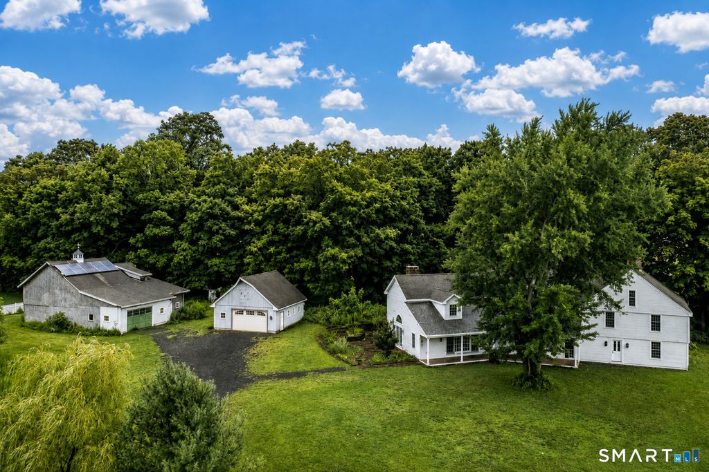 19 High Street, Middlefield, CT 06455