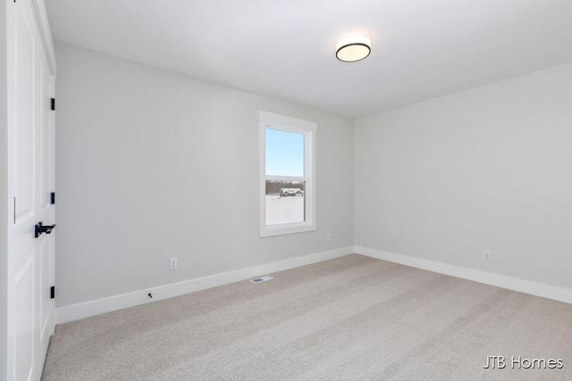 8318 Kettle Hill Court SE, Alto, MI 49302