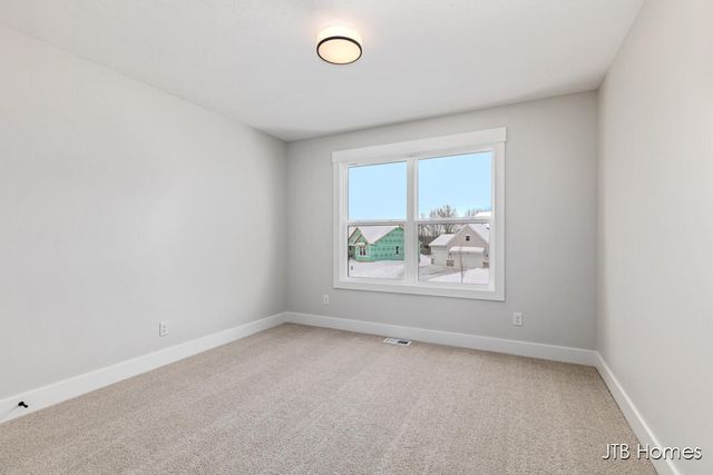 8318 Kettle Hill Court SE, Alto, MI 49302