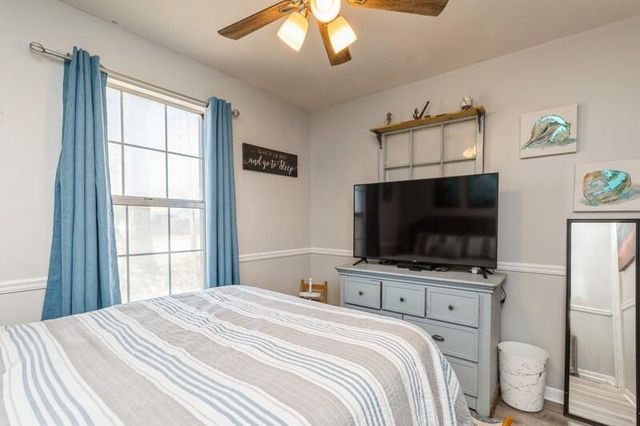 243 Paschel Avenue, Mary Esther, FL 32569