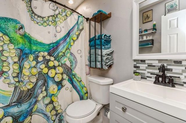 243 Paschel Avenue, Mary Esther, FL 32569