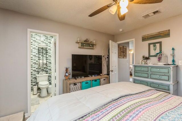 243 Paschel Avenue, Mary Esther, FL 32569