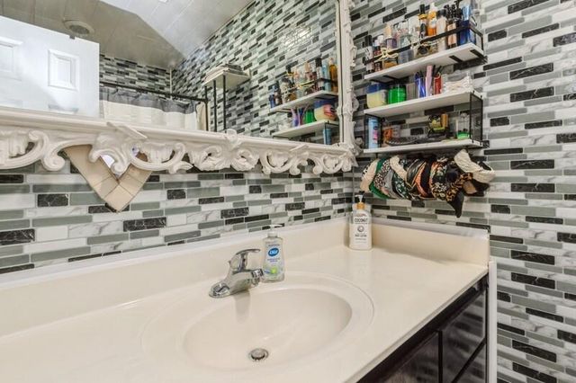 243 Paschel Avenue, Mary Esther, FL 32569