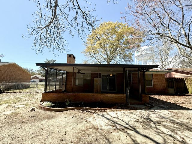 243 Paschel Avenue, Mary Esther, FL 32569