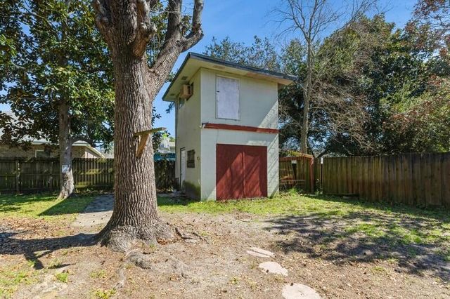 243 Paschel Avenue, Mary Esther, FL 32569