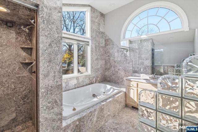 72 Hemlock Drive, Paramus, NJ 07652