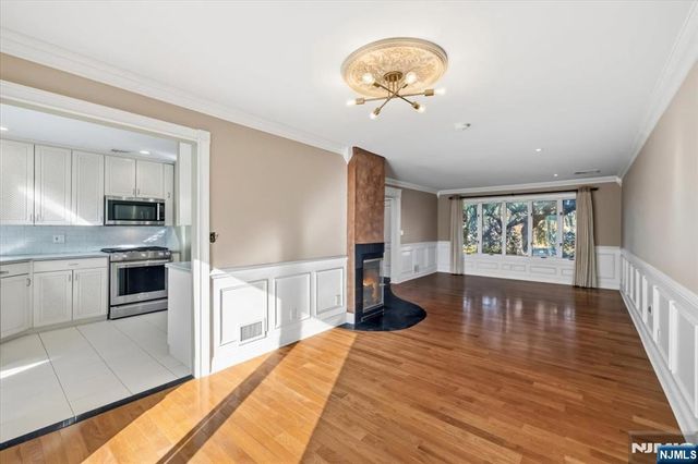 72 Hemlock Drive, Paramus, NJ 07652