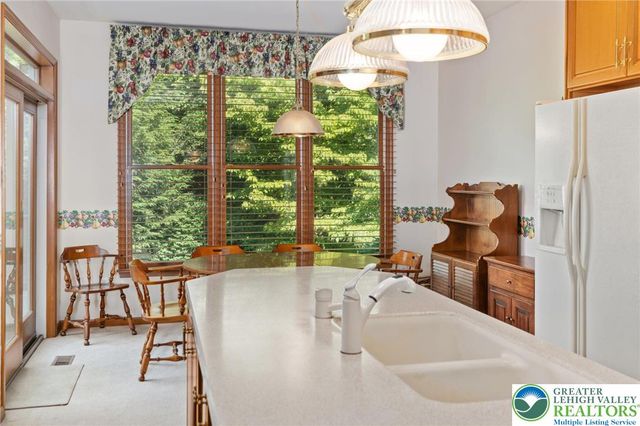 4693 Pinehurst Circle, Upper Saucon Twp, PA 18034