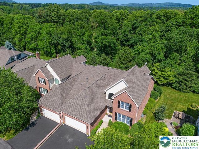 4693 Pinehurst Circle, Upper Saucon Twp, PA 18034
