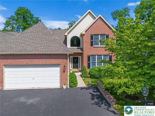 4693 Pinehurst Circle, Upper Saucon Twp, PA 18034