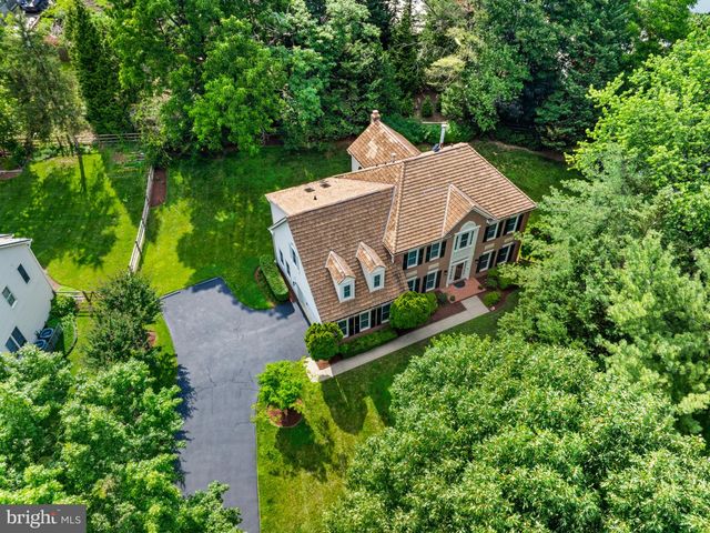 15622 BLACKBERRY DR, North Potomac, MD 20878