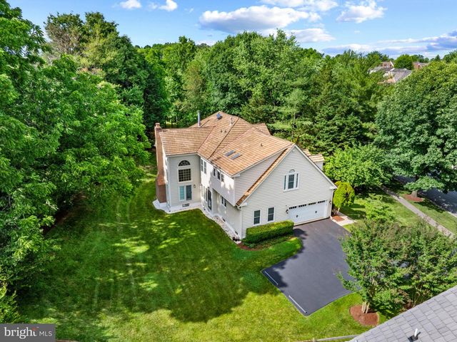 15622 BLACKBERRY DR, North Potomac, MD 20878