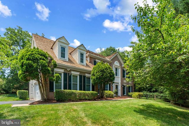 15622 BLACKBERRY DR, North Potomac, MD 20878