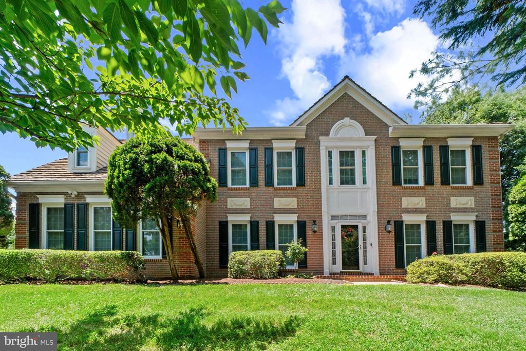 15622 BLACKBERRY DR, North Potomac, MD 20878