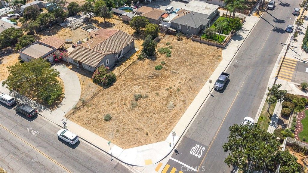 9860 Oleander, Fontana, CA 92335 — photo 3