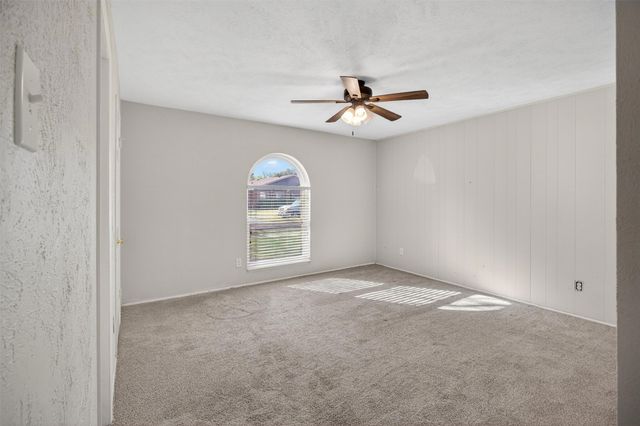 5061 Amhurst Lane, The Colony, TX 75056