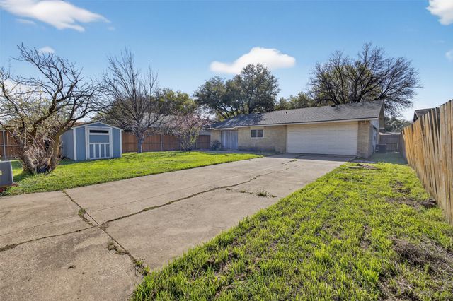 5061 Amhurst Lane, The Colony, TX 75056