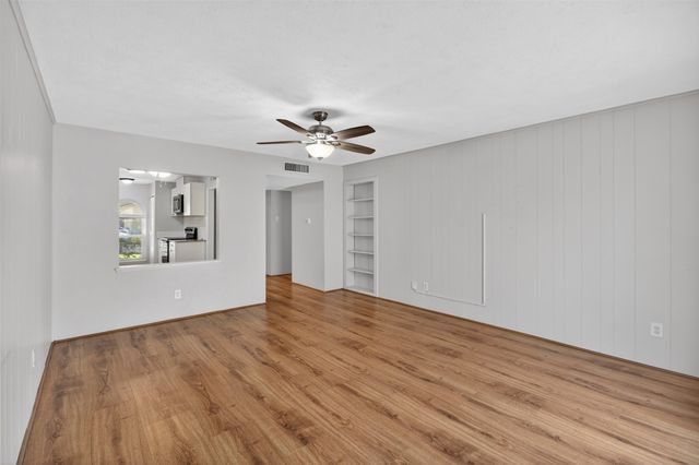 5061 Amhurst Lane, The Colony, TX 75056