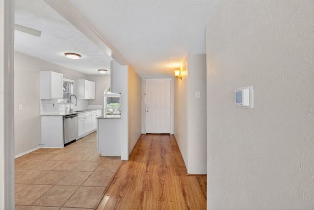 5061 Amhurst Lane, The Colony, TX 75056