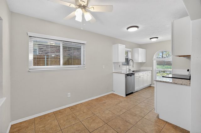 5061 Amhurst Lane, The Colony, TX 75056