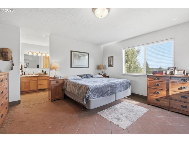 1110 REUBEN BOISE Rd, Dallas, OR 97338