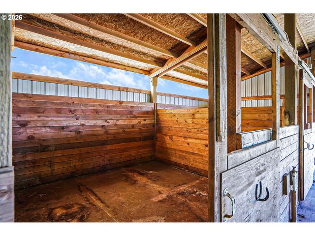 1110 REUBEN BOISE Rd, Dallas, OR 97338