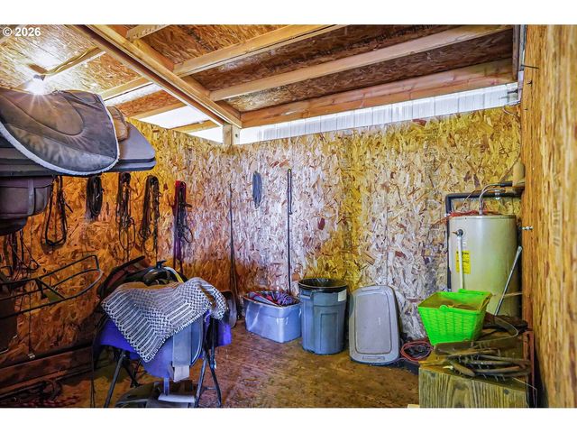 1110 REUBEN BOISE Rd, Dallas, OR 97338